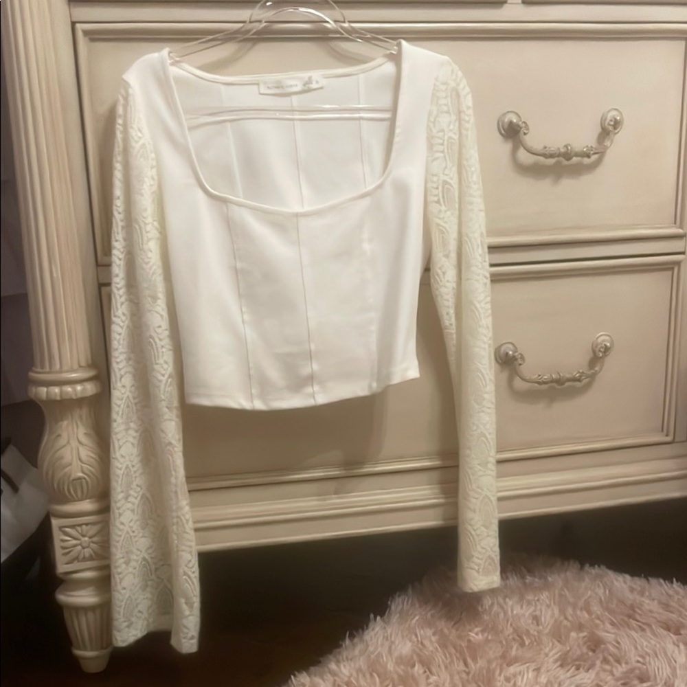 Altard state long sleeve lace